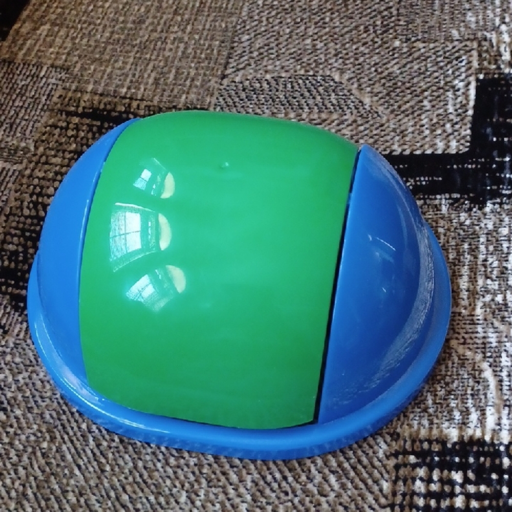 Free Add-on Spare Lid For Flip Top Garbage Can (Listed Separately)